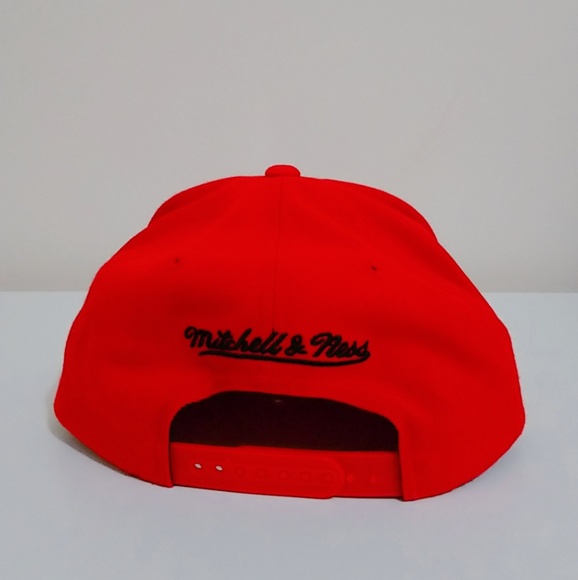 Snapback - Picture 4 of 4